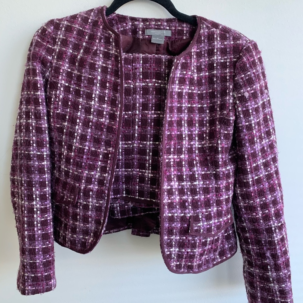 Ann Taylor Skirt and Blazer Set 💜